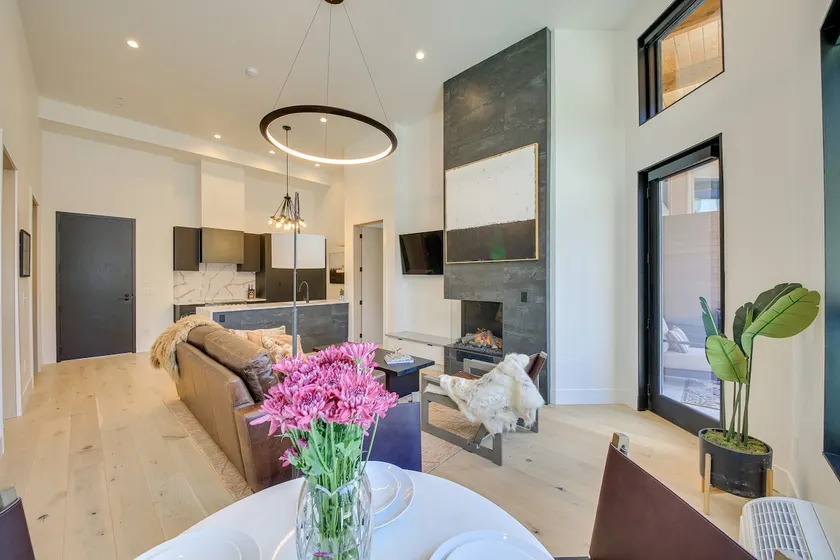 Luxe Schweitzer Condo w/ Hot Tub: Ski-In/Ski-Out! - Image 1