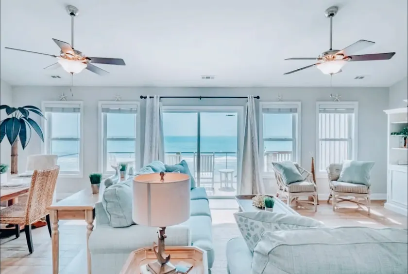 Sol Purpose renovated oceanfront paradise 4/bd - Image 1