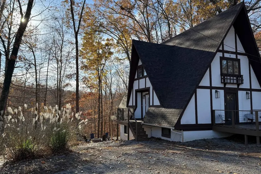4BR at Lake Cumberland - Hot Tub, Near Boat Ramps - Image 1