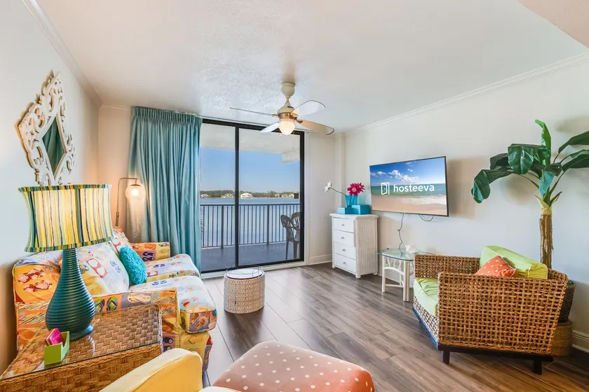 Compass  Point  108 - Image 1