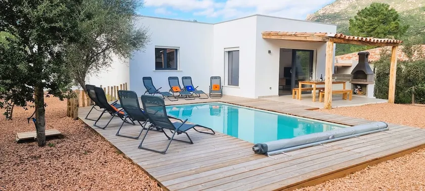 Villa Bruna, 8 pers, piscine, 15 minutes plage en voiture - Image 1