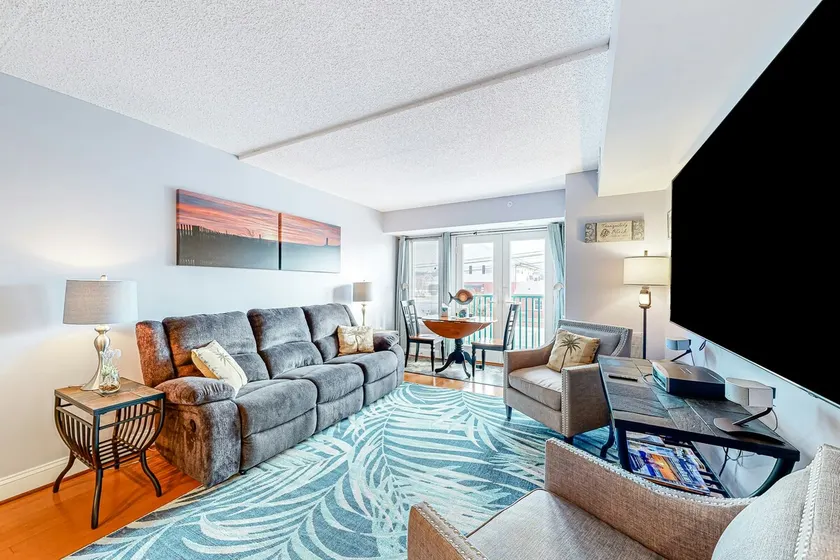 Updated condo in the Town of Dewey Beach with a ba - Image 1