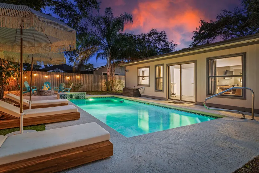 1 Mile to Beach • Private Pool Oasis •Volleyball - Image 1
