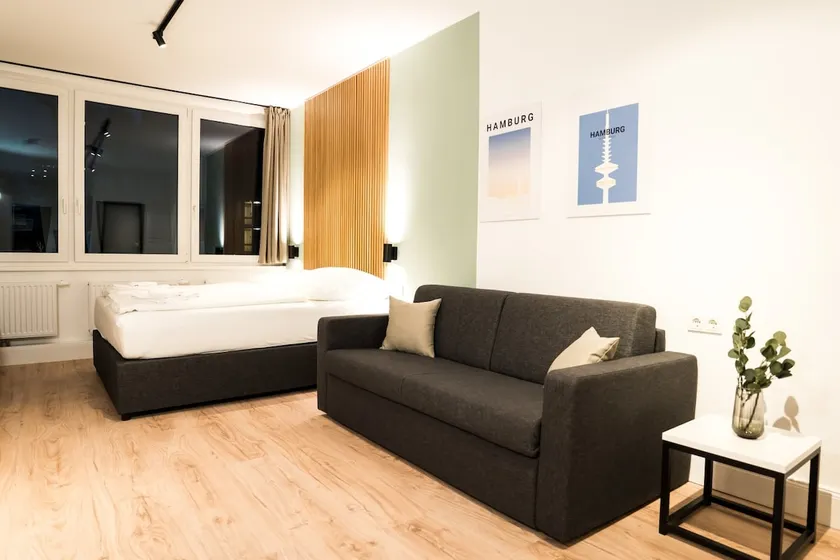Deluxe Apartment - Homaris Apartments Hamburg Alto - Image 1