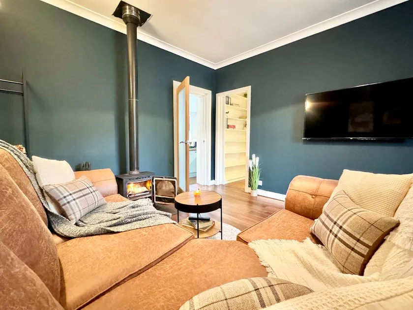 Chestnut Cottage - Image 1