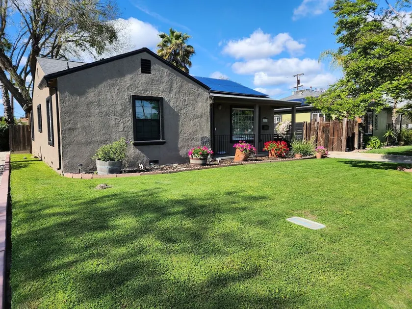 2 1 Cozy Home - Image 1