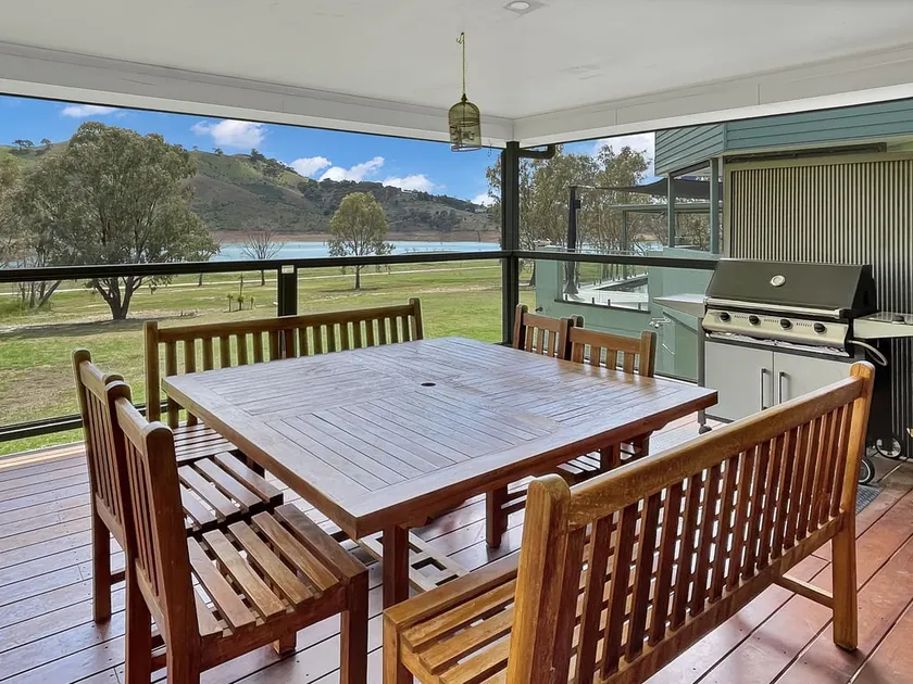 Eildon Views - Lake Front in Bonnie Doon - Image 1
