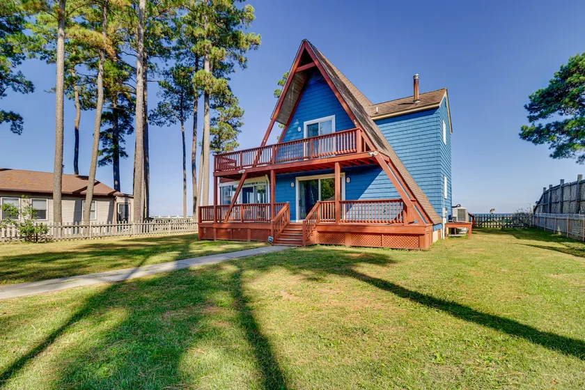 Beachy Maryland A-frame: Steps to Chesapeake Bay! - Image 1