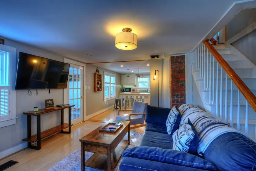 Pet Friendly 3BR Home in SWH [Acadia Island House] - Image 1