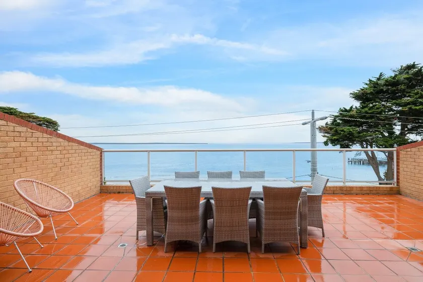 Beachfront Bliss - Image 1
