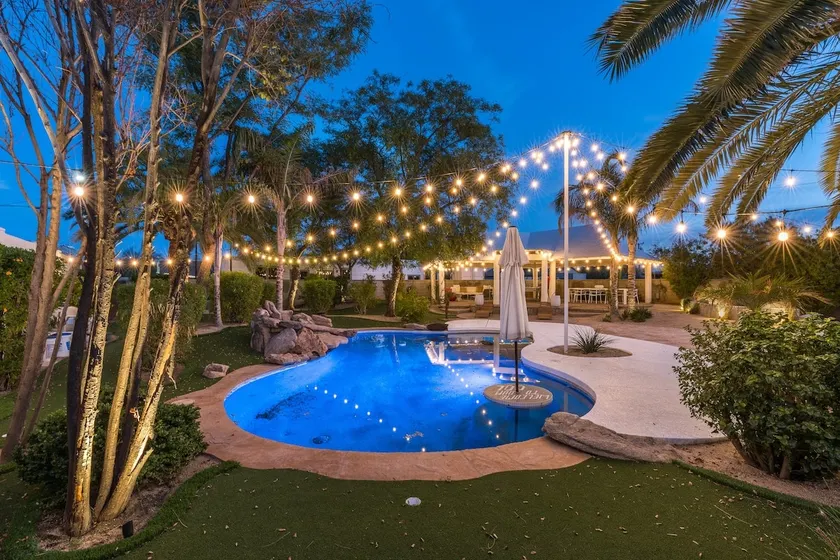 The Jaw-dropping Resort-Ranch Everyone Talks About - Image 1
