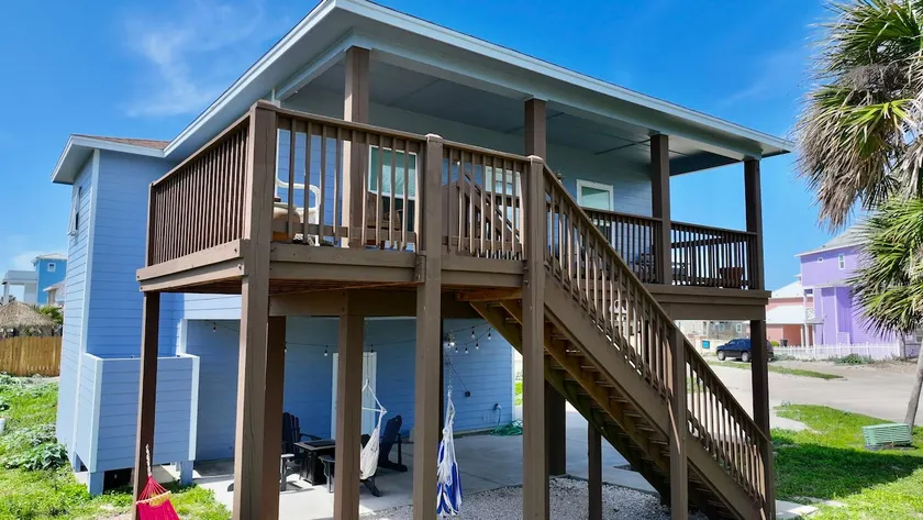 Mustang Island Beach Side Sanctuary~Game Room - Image 1