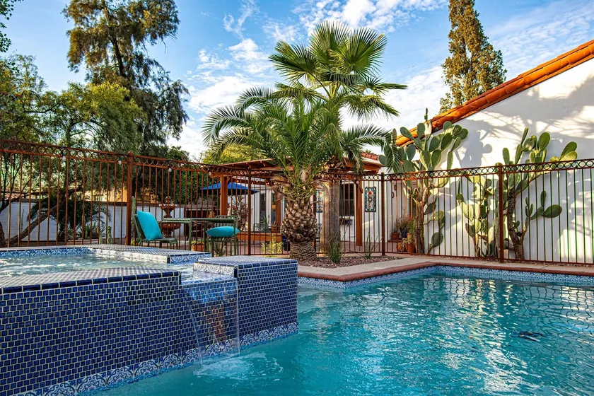Historic Lux Retreat | Pool, Spa + 6 En-Suite Beds - Image 1