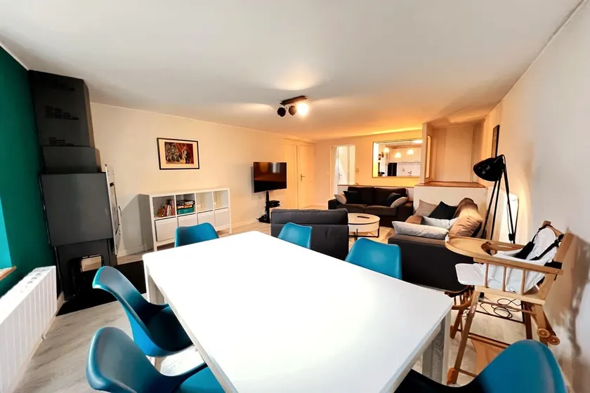 Spacious renovated house for 6 people - Image 1
