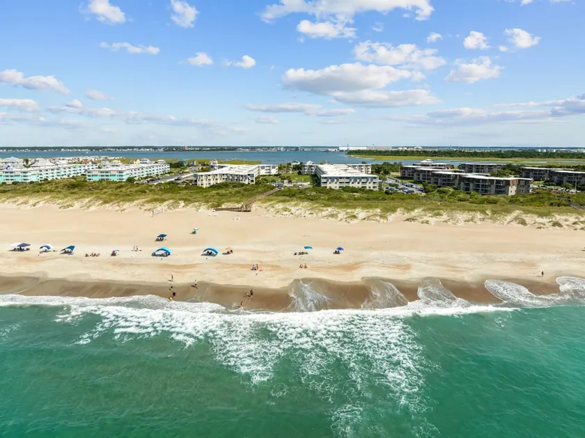 1-Bedroom Apartment near Fort Macon + Beach Access - Image 1