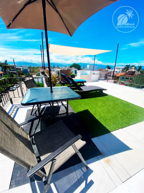 3A Bucerias Apt Hammocks, Pool, BBQs, & Rooftop - Image 1