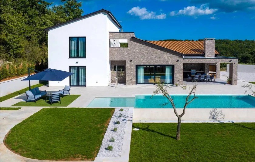 Villa Angelina by Villsy - Image 1
