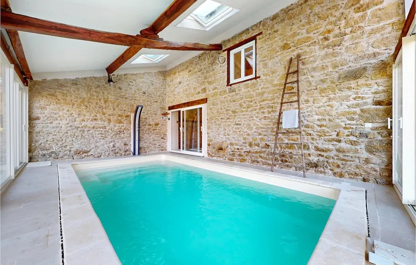 Lovely home in St-Hilaire-le-Château with sauna - Image 1