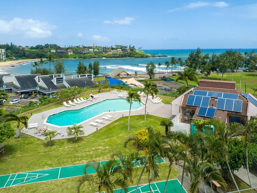 Central Kauai 2BR near airport and beach - Image 1