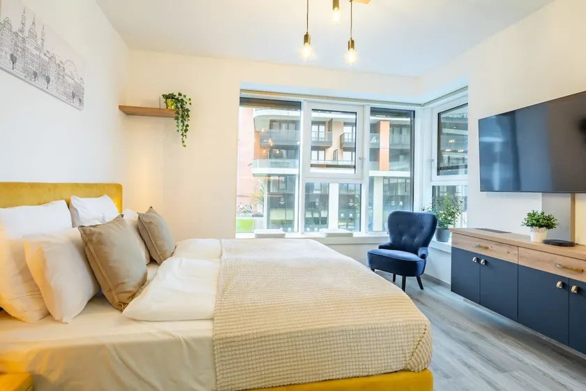 Luxy - Comfy Home - Image 1