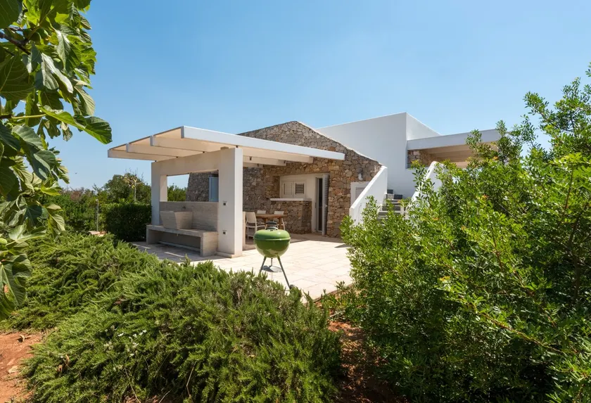 Villa conviviale et familiale avec jardin, terrasse et piscine privée | Vue sur l'eau | Adaptée au travail à distance | Avec animaux acceptés - Image 1