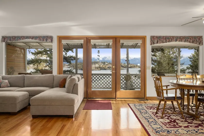 Somers Lookout on Flathead Lake, private dock - Image 1