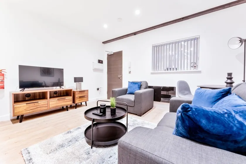 Brand New 1 Bed Apt Burton On Tr - Image 1