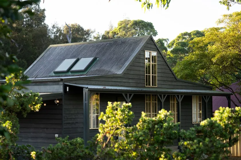 Porpoise Palace - Huskisson - Image 1