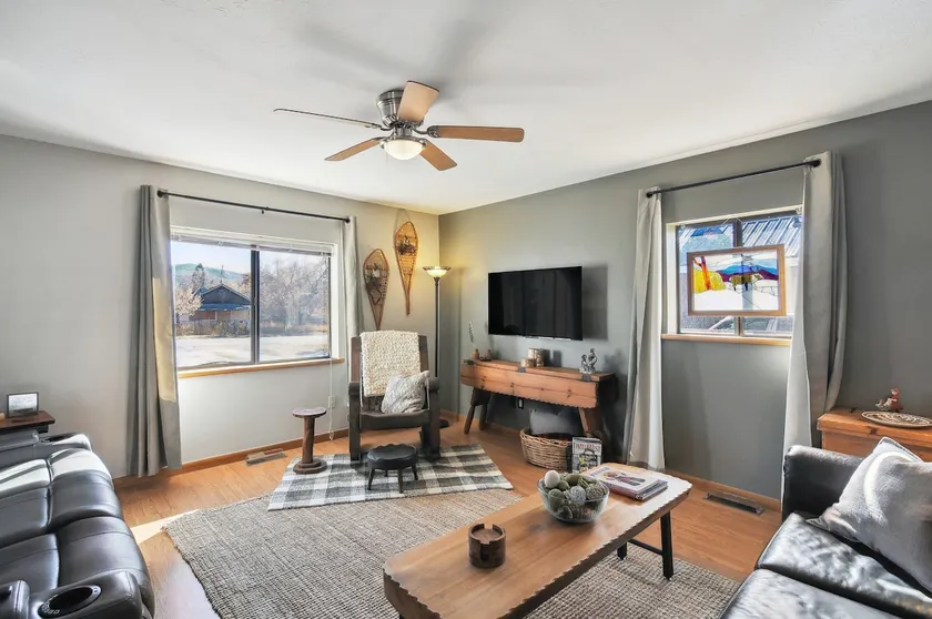 Single Tree Cottage - Walk to Downtown Chama! - Image 1