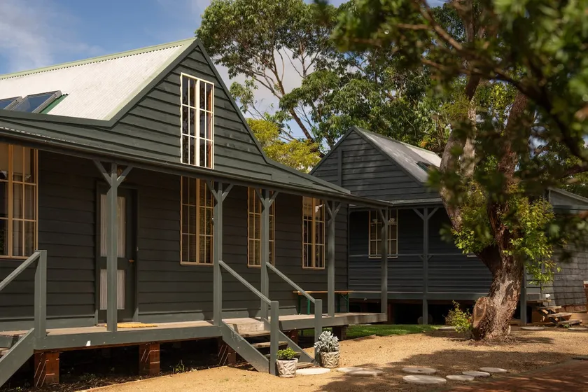 Shell House - Huskisson - Image 1