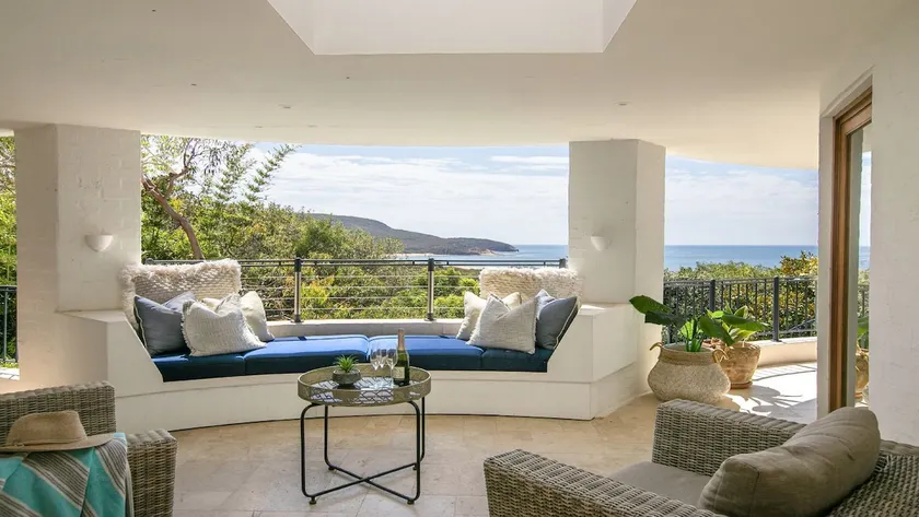 Panoramic Ocean Views and Short Walk To Beach - Image 1