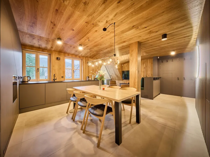 Rooftop Vista Maisonette & Relaxing Bath by Interhome - Image 1