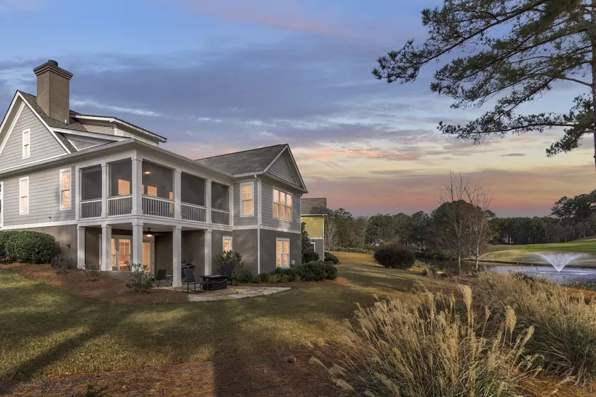 Luxurious 4 King Suites|Reynolds Landing|Fire Pit - Image 1