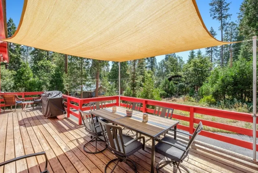 Lookout Cabin - Image 1