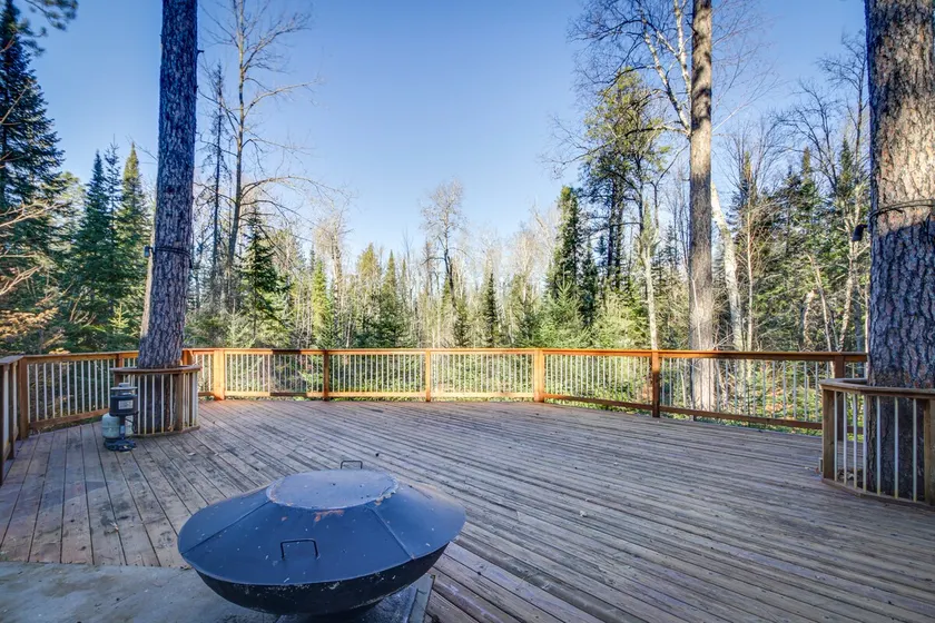 Peaceful Hibbing Getaway: Heated Floors, Fire Pit! - Image 1