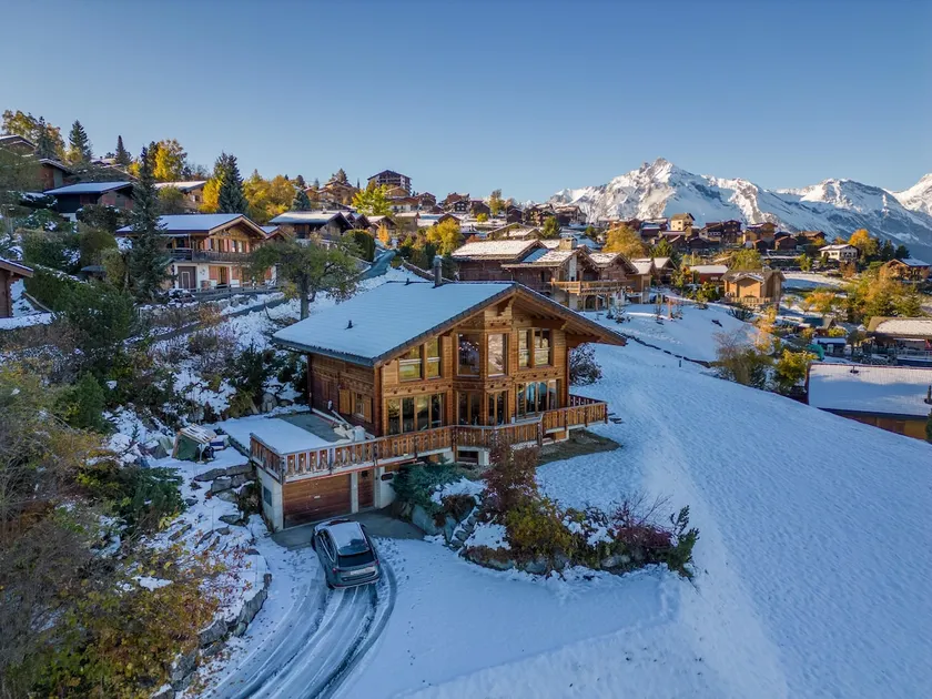 Chalet Vansamis, breathtakinng views & sauna - Image 1