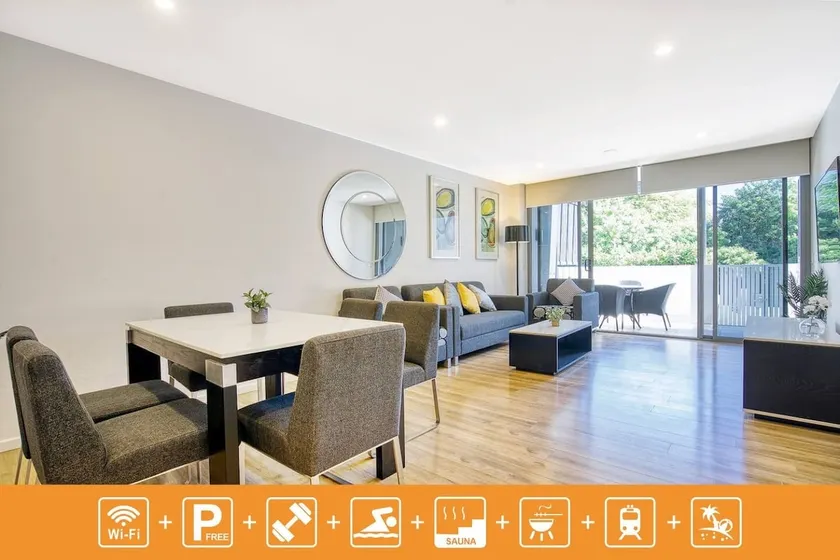 Three bedroom Villa in Central of Surfers Paradise - Image 1
