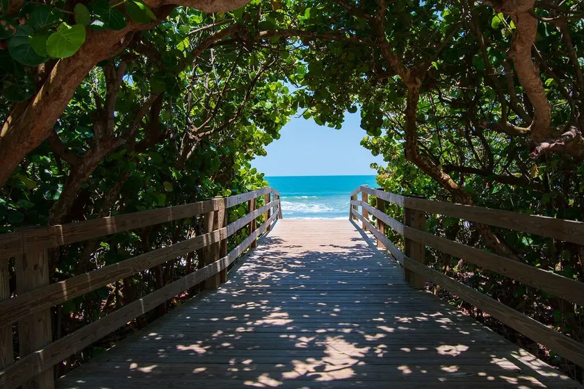 Relaxed beach-walk getaway w/ outdoor pool - Image 1