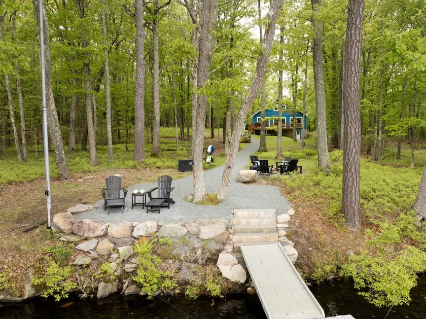 Private Dock | Kayaks | Firepit by Mosaic Getaways - Image 1