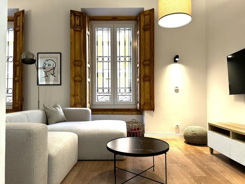 Luxurious apartment in Chamberí by beBalmy - Image 1