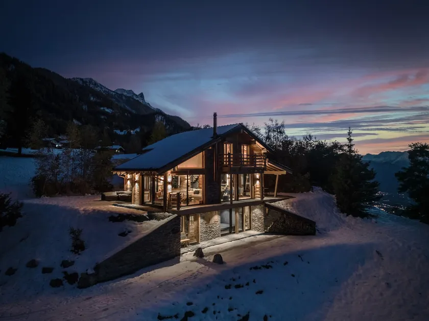 Chalet Luciole Luxury Chalet & Wellness La Tzoumaz - Image 1