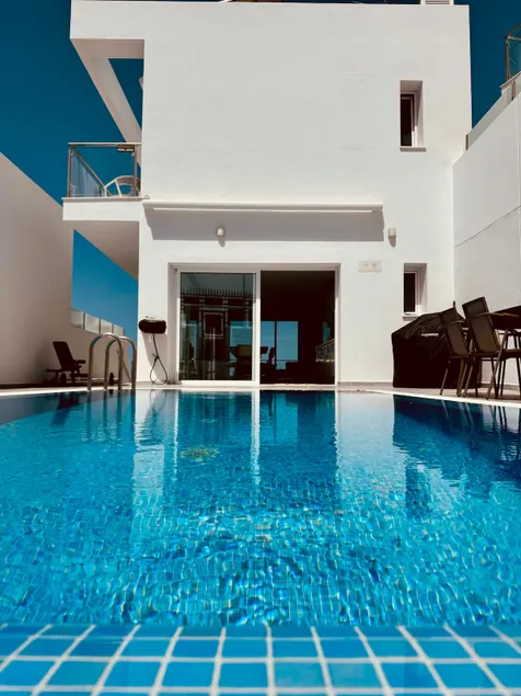 Serenity Sunset Luxury Pool Retreat - Image 1