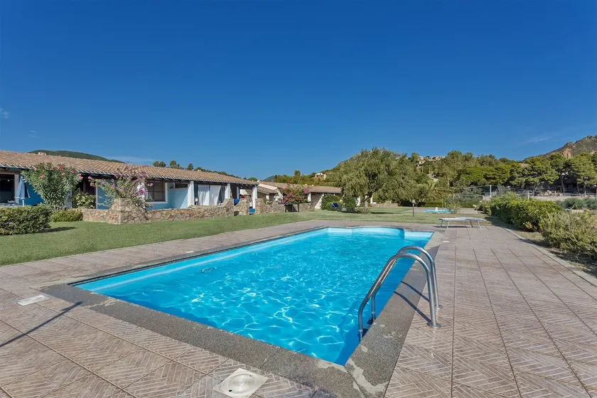 Schöne Villa mit Terrasse, privatem Pool und Grill | Meerblick | Hunde erlaubt - Image 1