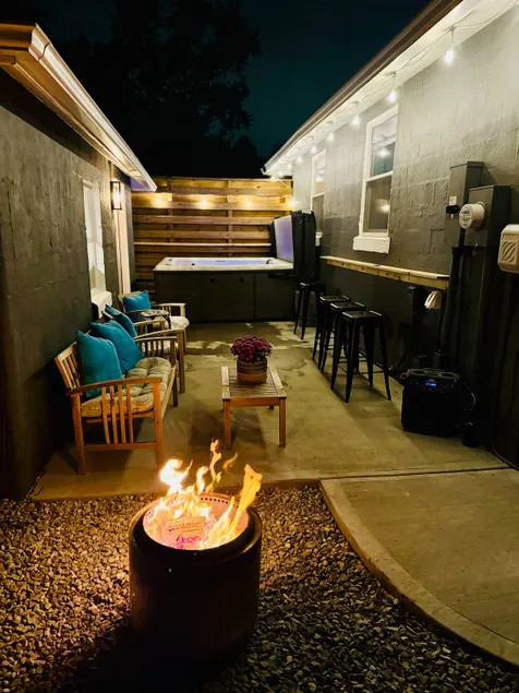 East Side Indy:Quiet:Private:3 bed 1.5 bath: - Image 1
