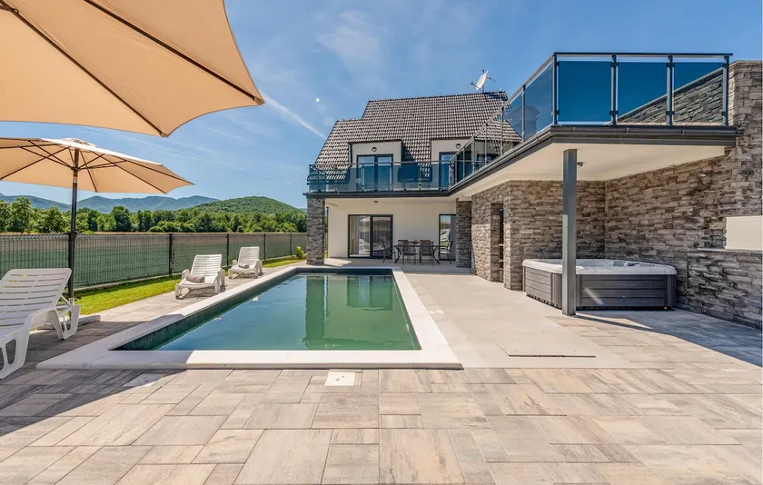 Stunning home in Debelo Brdo I with WiFi - Image 1