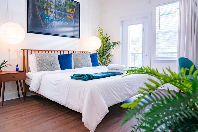 The Mangrove Suite. Newly Built, Upscale, Central - Image 1