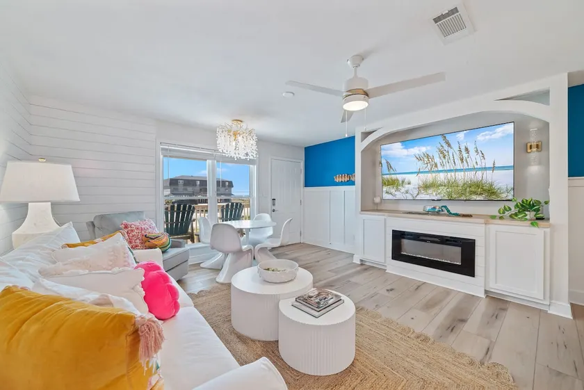 North Lost Key Landing 3C | Outdoor Pool, Deeded Beach Access, Low Density - Image 1