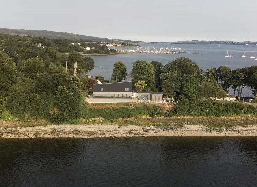 Ferrypoint House - Image 1