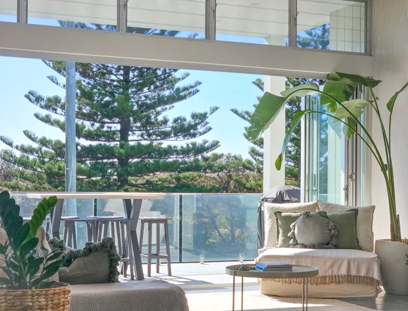 Coastal luxury, walk to beach! - Image 1
