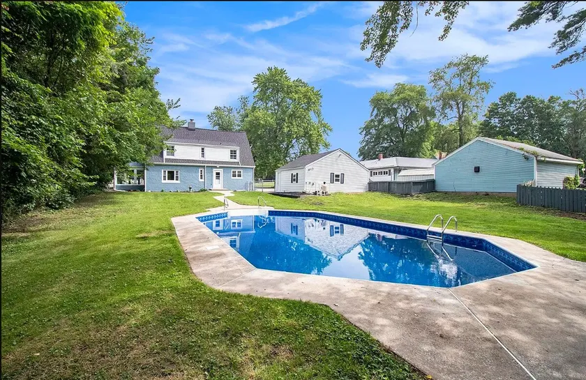 *GameRoom*Pool*2663ft²*King Bed*65” TV*1000 Mbps - Image 1